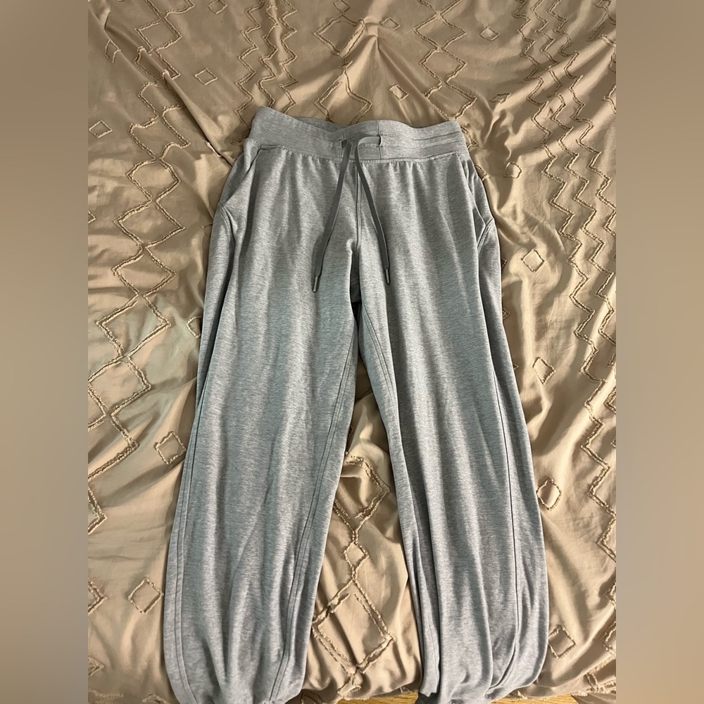 lululemon joggers